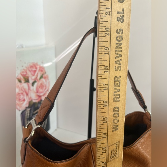 Michael Kors brown pebbles leather hobo shoulder bag - Picture 10 of 11